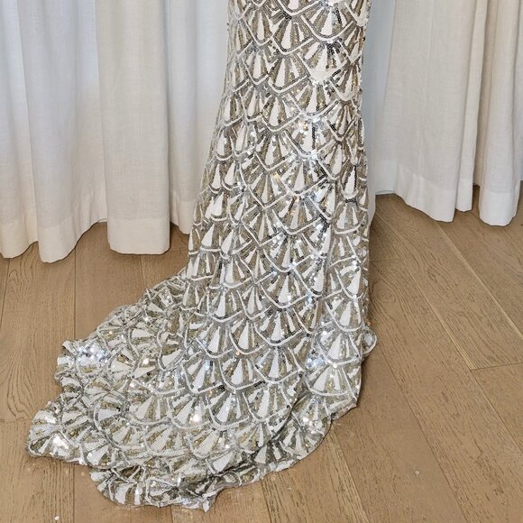 Lucci Lu Red Carpet Gown size 4 gold  and silver sequins SHOW STOPPER - Picture 4 of 11